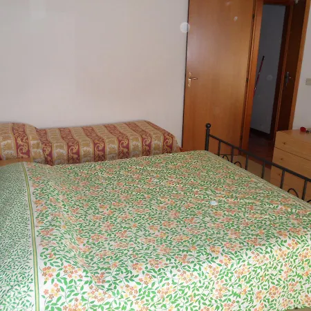 Equilio Apartment *